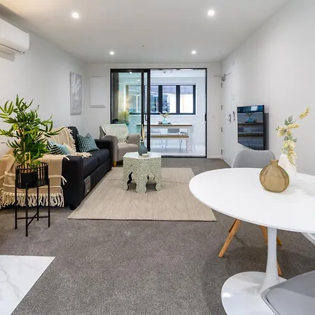 Style Meets Comfort 2 Bed Chch Cbd